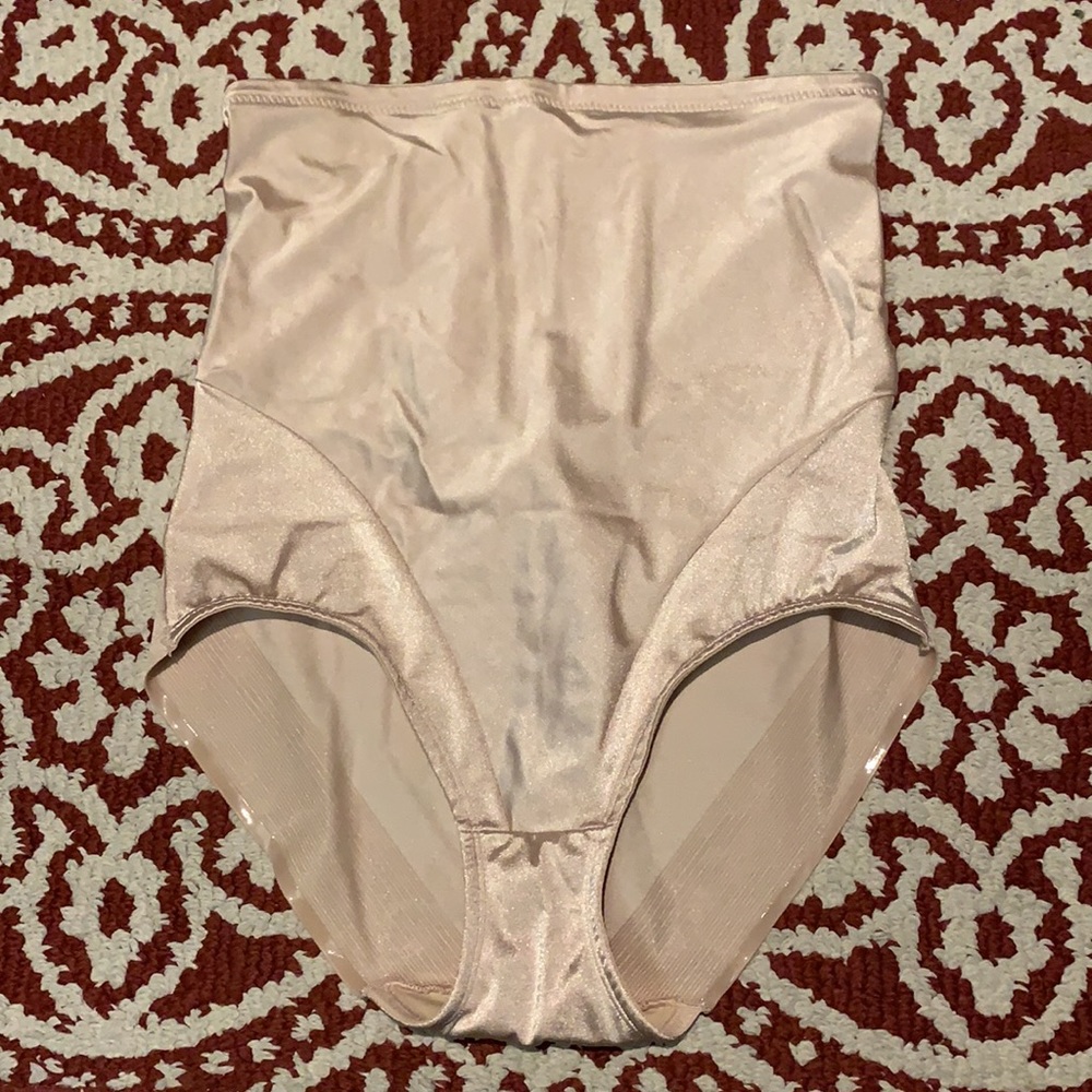 Plus Size Shaper - Picture 2 of 3